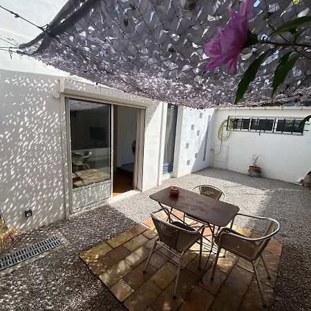 蒙彼利埃Grand Studio De 38M2 Et Cour Independante De 25M2 Dont Wifi Et Netflix公寓 外观 照片